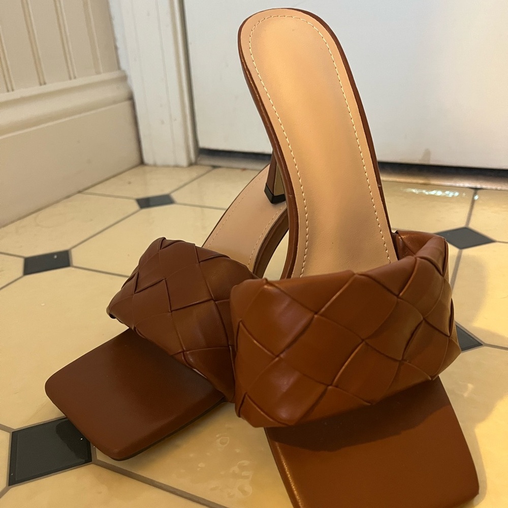 brown heels